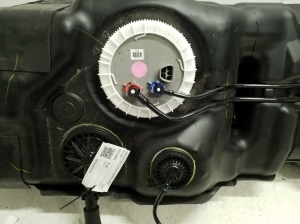 TOYOTA Land Cruiser 150 (2009–2026) Kütusepaak 77111-35410 - 2