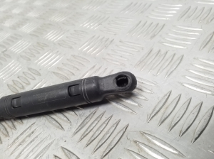 BMW 5 SERIES F10 (2010–2017) Motora pārsega balsts/amortizators 7207188 - 3