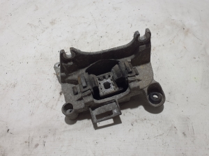 RENAULT Megane III (2008–2016) Gearbox mount 112200013R - 3