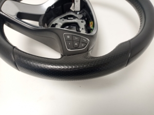  Steering wheel 