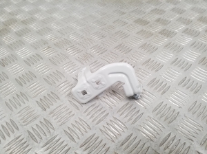 Halter Kotflügel vorne - 7255821
