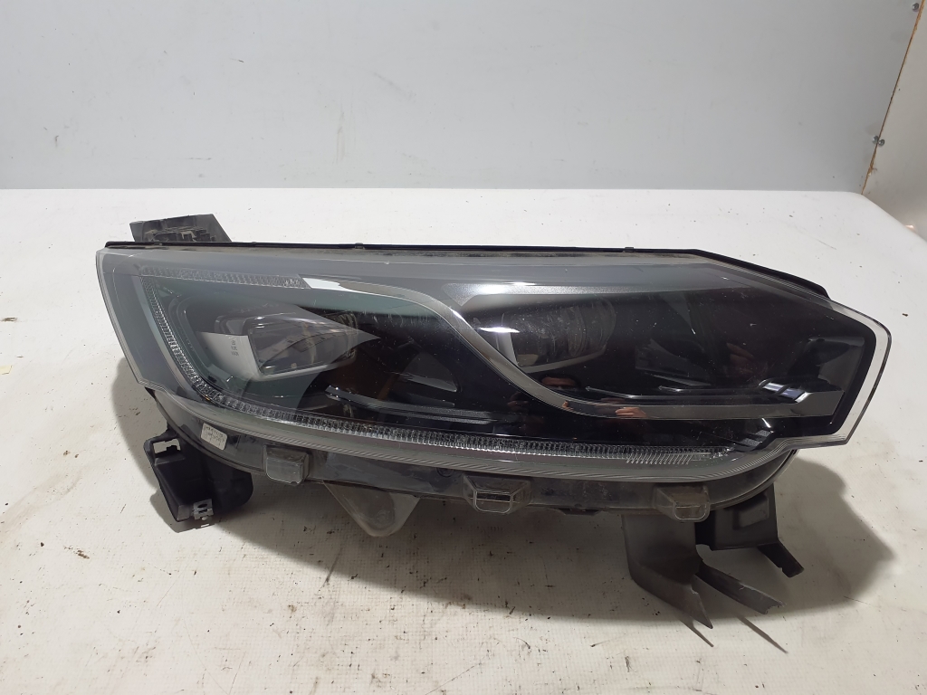 RENAULT Espace 5 generation (2015-2023) Front Right Headlight 260108498R 24598916