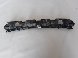 RENAULT Megane II (2002–2009) Tagakaitseraua kinnitus 8200074445 - 2