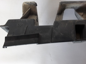 RENAULT Megane II (2002–2009) Tagakaitseraua kinnitus 8200074445 - 4