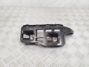 Rear bumper bracket - A2048852465