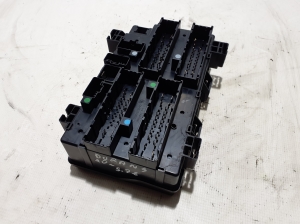  Fuse blocks 