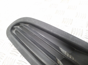 Volkswagen Golf VI (2008–2013) Front bumper lower grille - 4