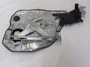 VOLVO V70 III (2007–2017) Rear side door window regulator 30661067 - 2
