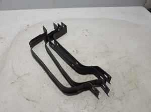 Dodge Durango (2010–2026) Support de réservoir de carburant 4726070AB - 2
