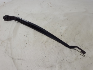  Windshield wiper blade 