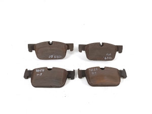   Brake pads front 