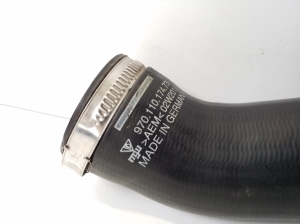  Intercooler hose 