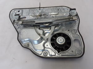 VOLVO V50 (2004–2012) Rear side door window regulator 8679083 - 5