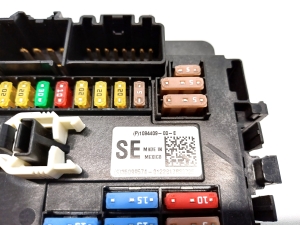Tesla Model S S (2012–2026) Interior fuse box 1094409-00-E - 3