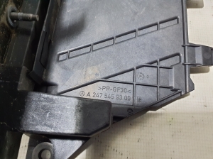 Mercedes Benz GLA-Class H247 (2019–2026) Batteriehalter A1776204201 - 4