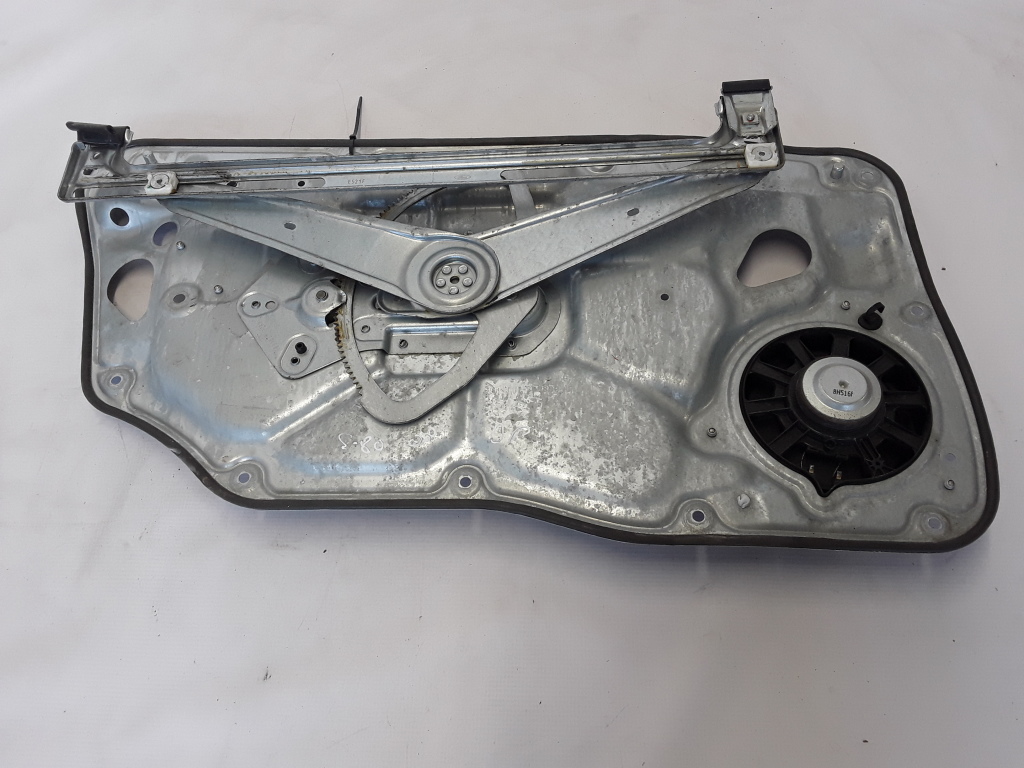 VOLVO S80 2 generation (2006-2020) Lève-vitre de porte avant droite 30661066 21080301