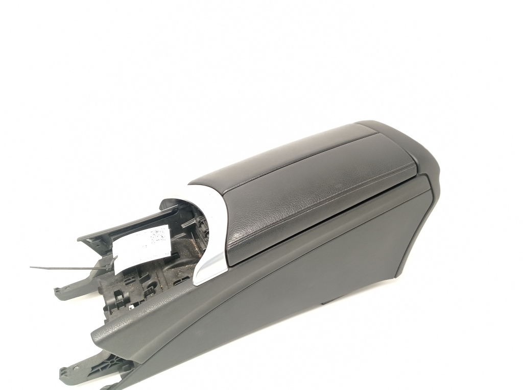 Mercedes Benz C-Class 205 (2014–2021) Console centrale Mercedes Benz C-Class 205 (2014–2021) Console centrale