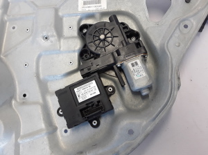 VOLVO S80 II (2006–2016) Aizmugurējo durvju logu pacēlājs 30661068 - 4