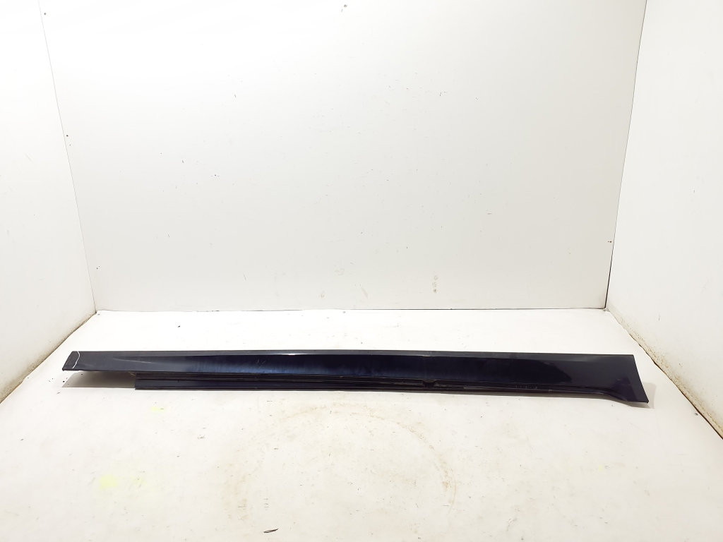 BMW 5 Series F10/F11 (2009-2017) Right Side Plastic Sideskirt Cover 8048998 24674487