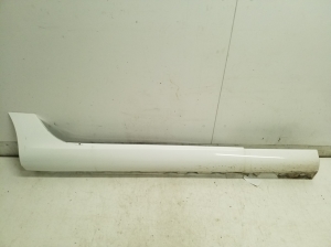 Exterior sill trim - A1726980254