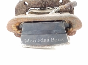  Rear brake caliper 