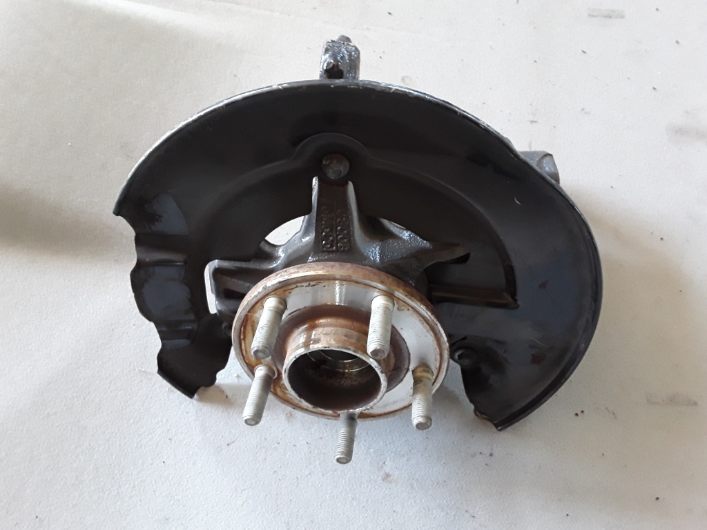 FORD C-Max 2 generation (2010-2019) Front Right Wheel Hub AV613K170 24786004