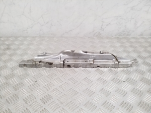 Other part under the hood - 7588579