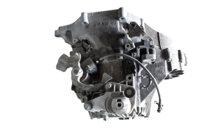 Ford Kuga (2012–2019) Käigukast FV4R7002CCA - 3