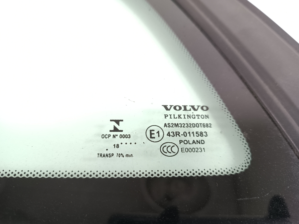 VOLVO V60 1 generation (2010-2020) Kreisās Puses Aizmugurējais Stikls 32132156 24798676