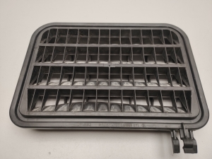 Aizmugurējā spārna ventilācijas reste - 1408300042