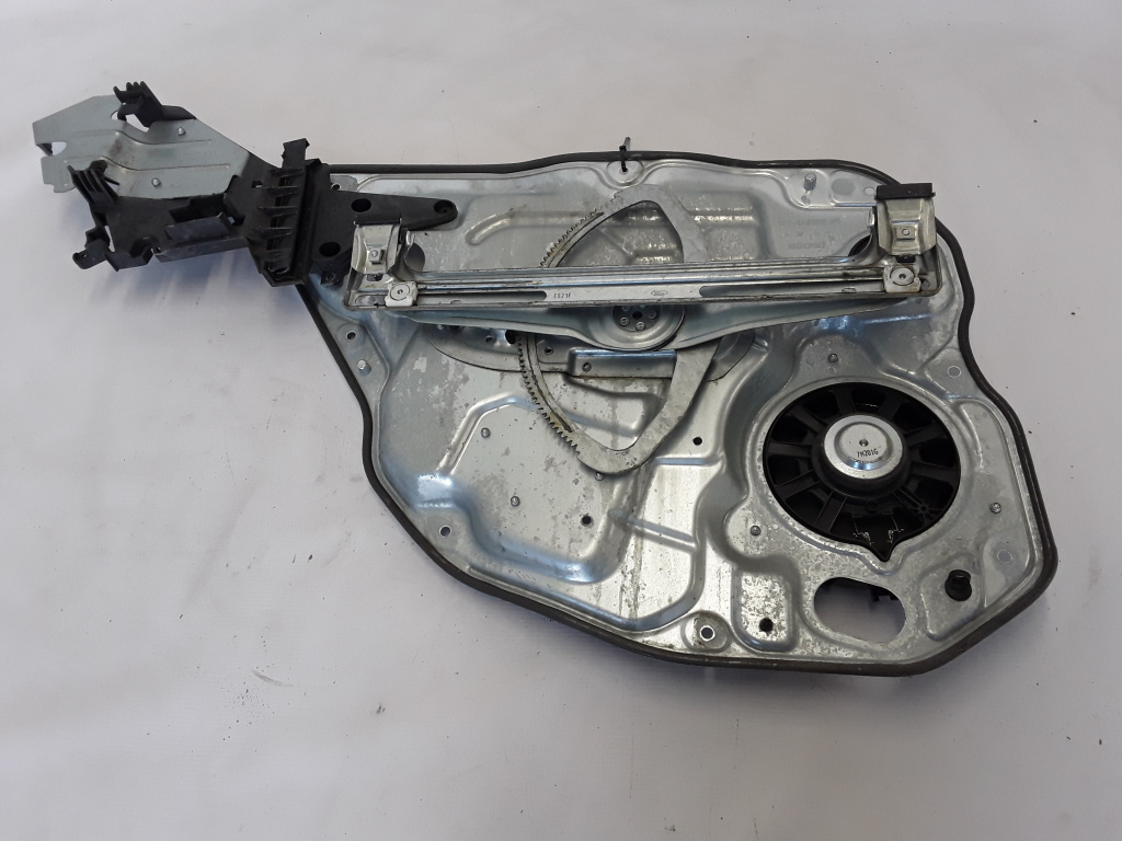 VOLVO S80 2 generation (2006-2020) Lève-vitre de porte arrière droite 30661068 21080293