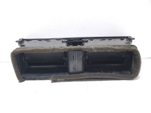 Volkswagen Passat CC CC (2008–2017) Salona paneļa ventilācijas restes 3C1819728F - 2
