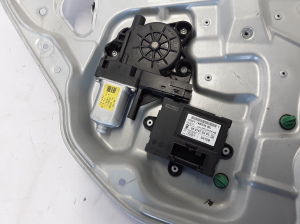 VOLVO S80 II (2006–2016) Aizmugurējo durvju logu pacēlājs 30661067 - 4