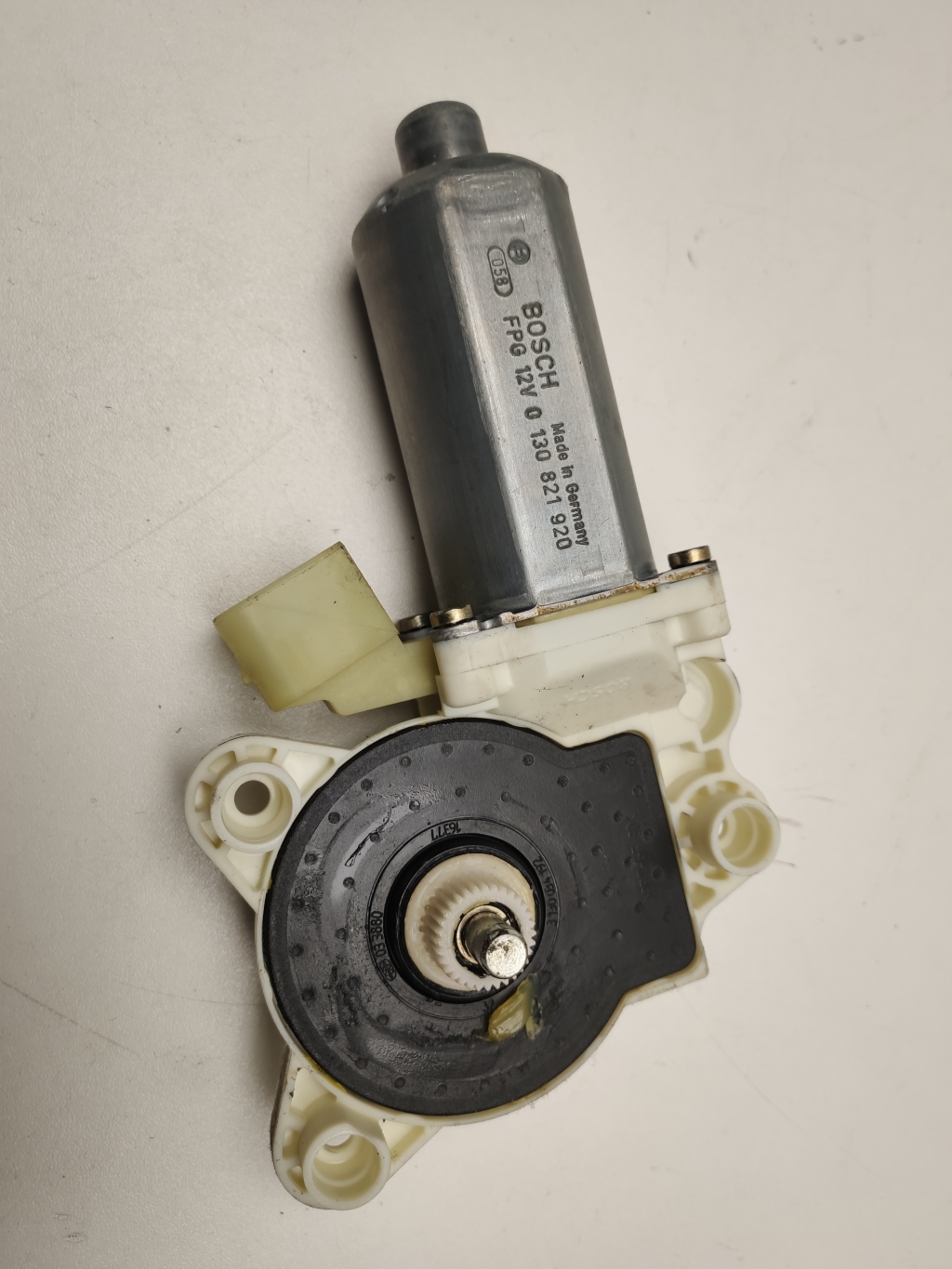 MERCEDES-BENZ S-Class W220 (1998-2005) Motor regulator geam ușă stânga față A2308200942 24700333