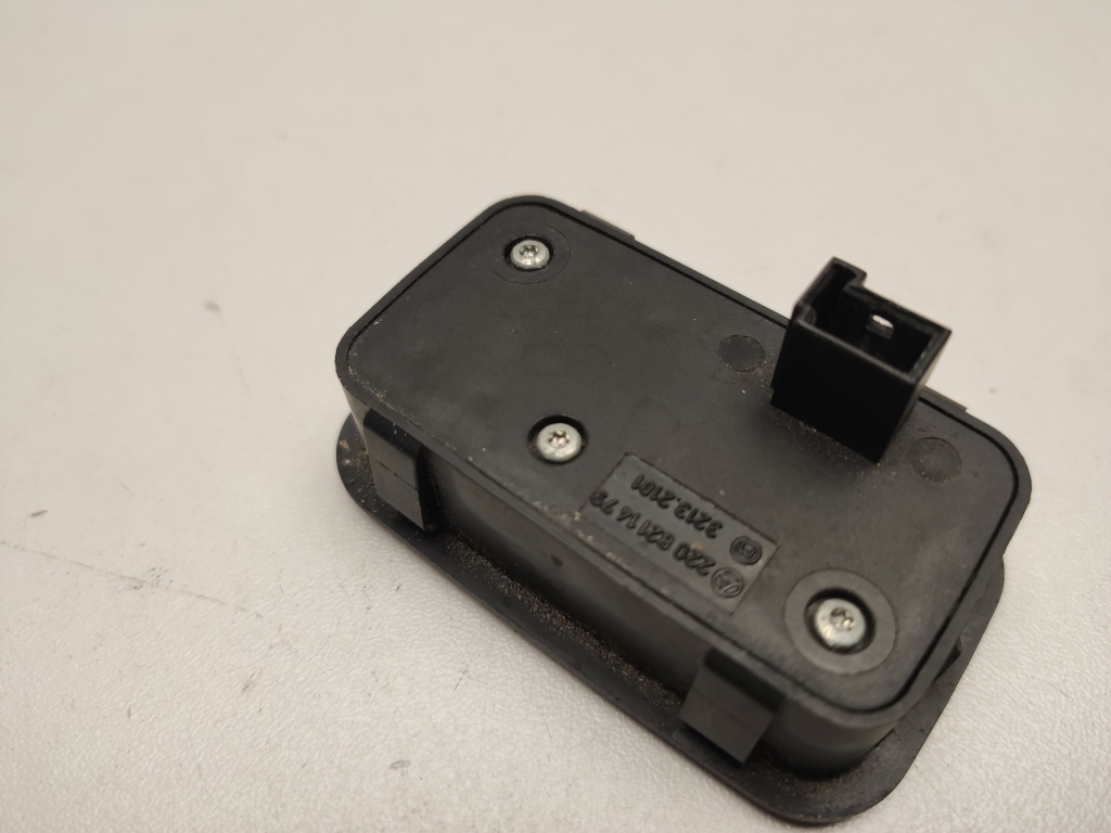 MERCEDES-BENZ S-Class W220 (1998-2005) Back cover Open Switches A2208211479, 2208211479 24700251