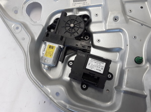 VOLVO S80 II (2006–2016) Aizmugurējo durvju logu pacēlājs 30661067 - 4