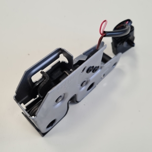 Volkswagen Touareg I (2002–2010) Hood latch 7L0823509C - 5