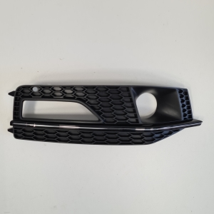  Front bumper lower grille 