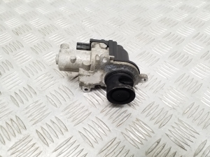  EGR valve 