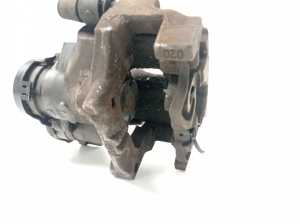Mercedes Benz C-Class 205 (2014–2021) Tagumine pidurisadul A2054230481 - 3