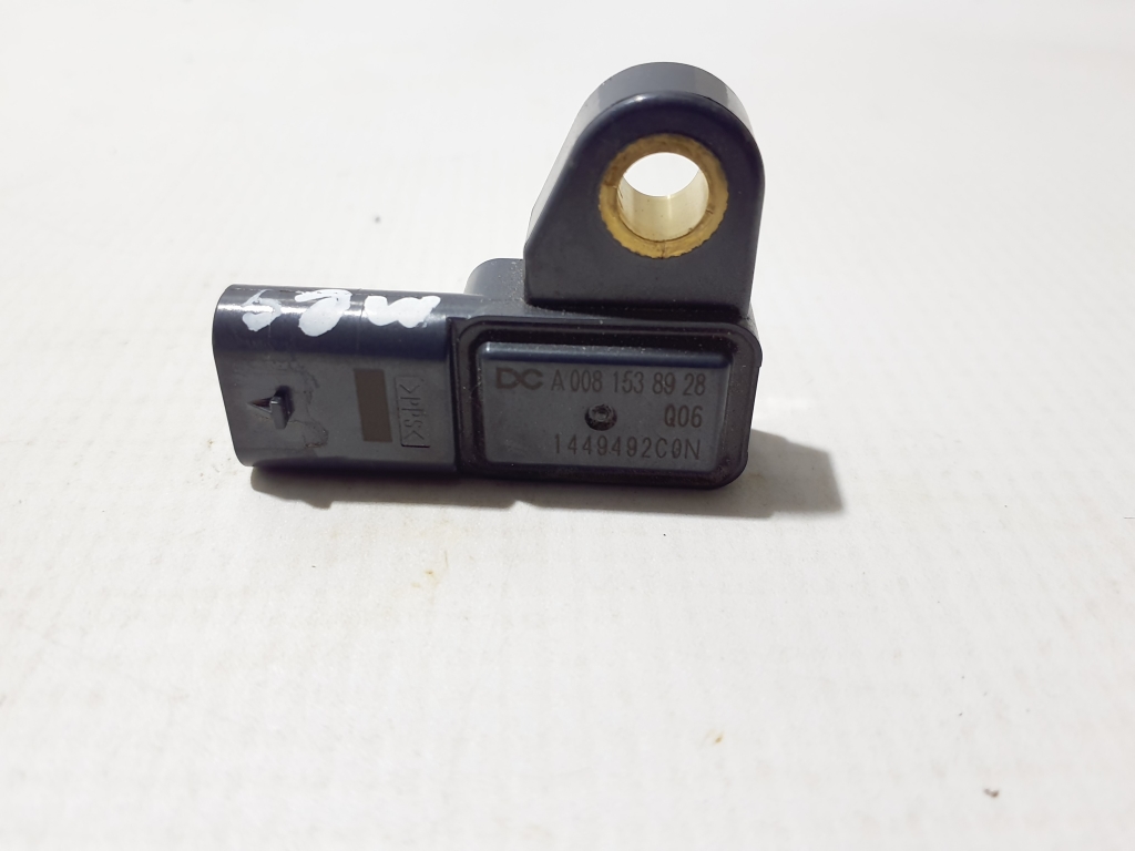 RENAULT Megane 3 generation (2008-2020) Trycksensor för insugningsrör A0081538928 24702444