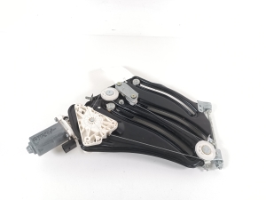 Mercedes Benz SLC 172 (2016–2026) Rear fork windscreen lifter and its components - 3
