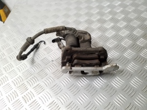  Rear brake caliper 