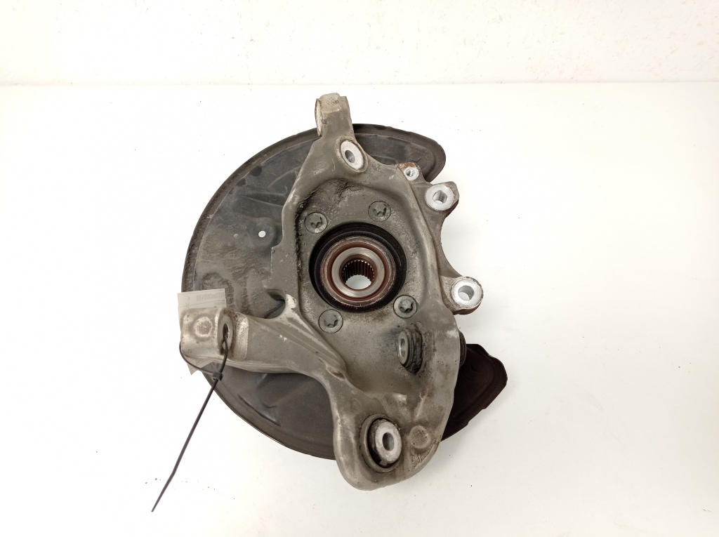Mercedes Benz C-Class 205 (2014–2021) Tagumine rumm A2053500241 Mercedes Benz C-Class 205 (2014–2021) Tagumine rumm A2053500241