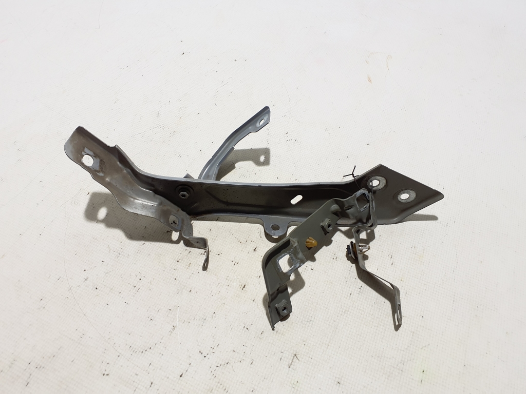 RENAULT Megane 3 generation (2008-2020) Priekšējā kreisā spārna kronšteins 625135208R 24766674