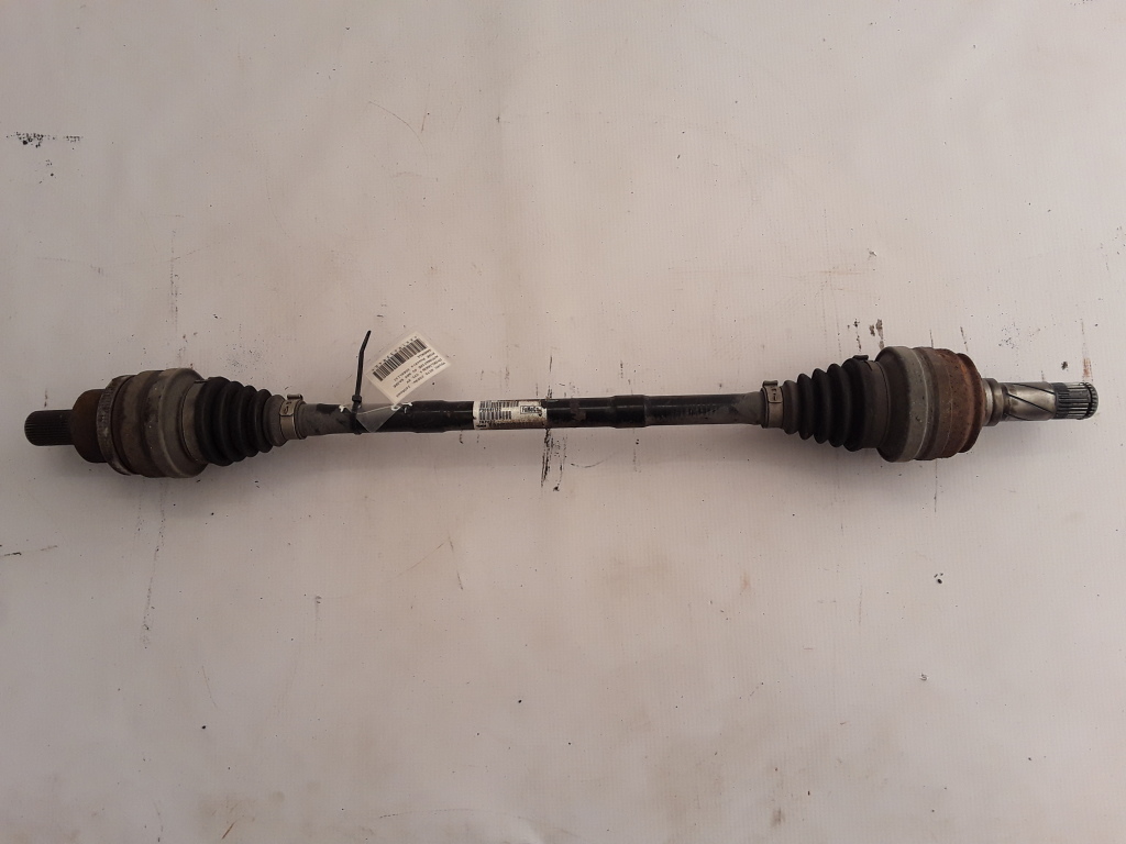 VOLVO XC70 (2007–2016) Antriebswelle hinten und ihre Teile 30681132 VOLVO XC70 (2007–2016) Antriebswelle hinten und ihre Teile 30681132