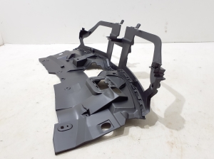 RENAULT Talisman II (2015–2026) Front grille bracket 620363881R - 2