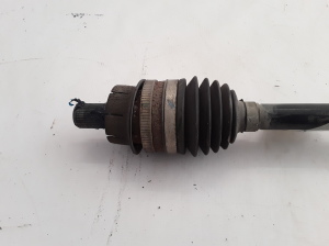 VOLVO XC70 (2007–2016) Tagumine veovõll ja selle osad 31259504 - 2