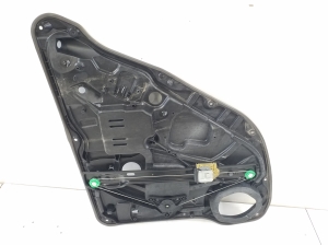 Mercedes Benz ML-Class 166 (2011–2015) Aizmugurējo durvju logu pacēlājs A1667300179 - 3