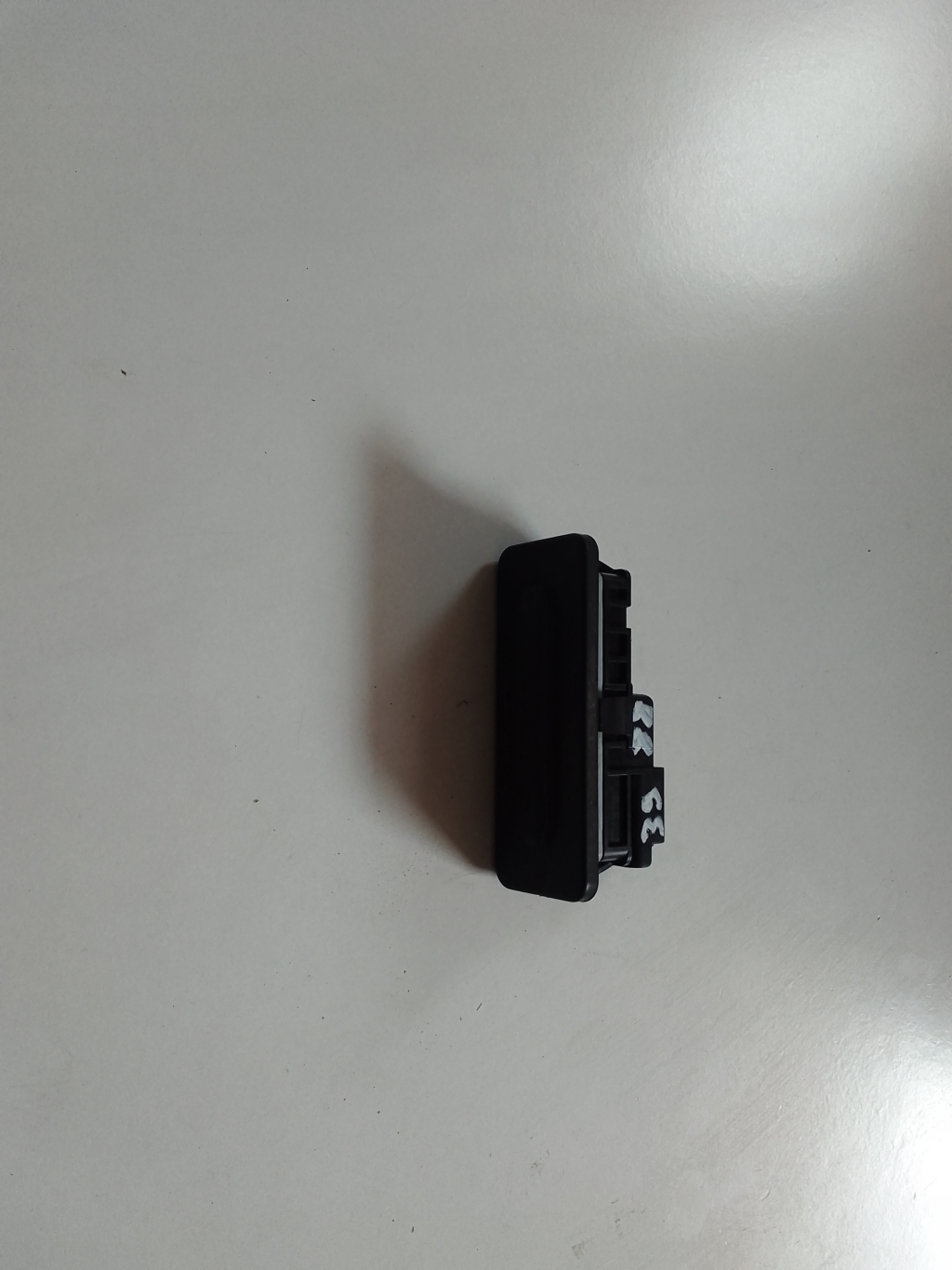 PEUGEOT 2008 1 generation (2013-2020) Back cover Open Switches 9676028380 24808369